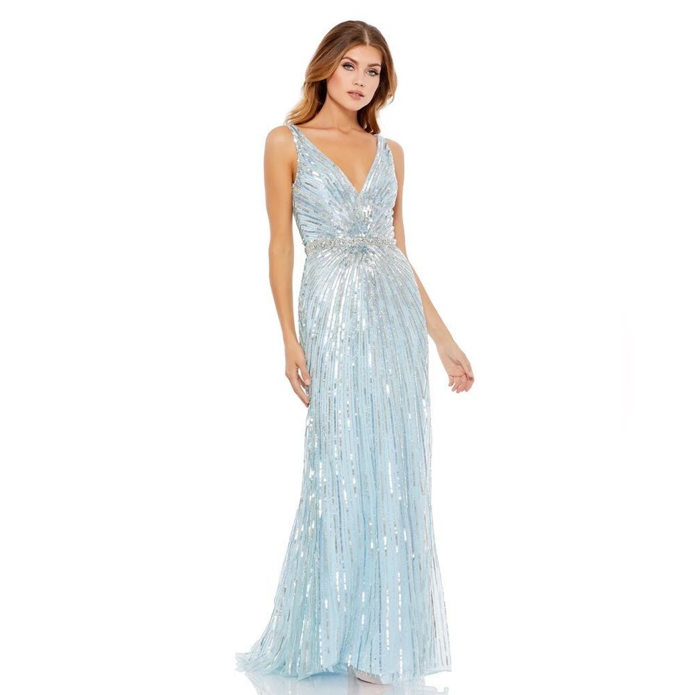 Mac‎ Duggal POWDER BLUE SEQUIN V-NECK DRESS gown sparkles size 16